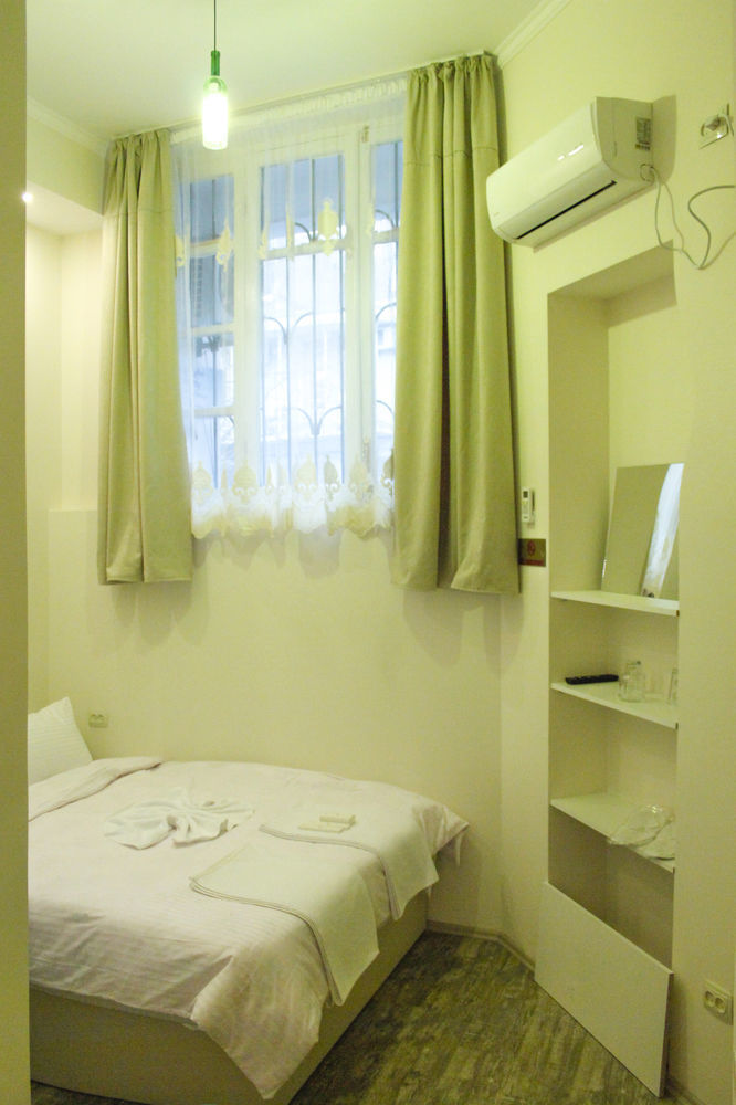 Apartment On Rustaveli Avenue Tbilisi Exterior photo