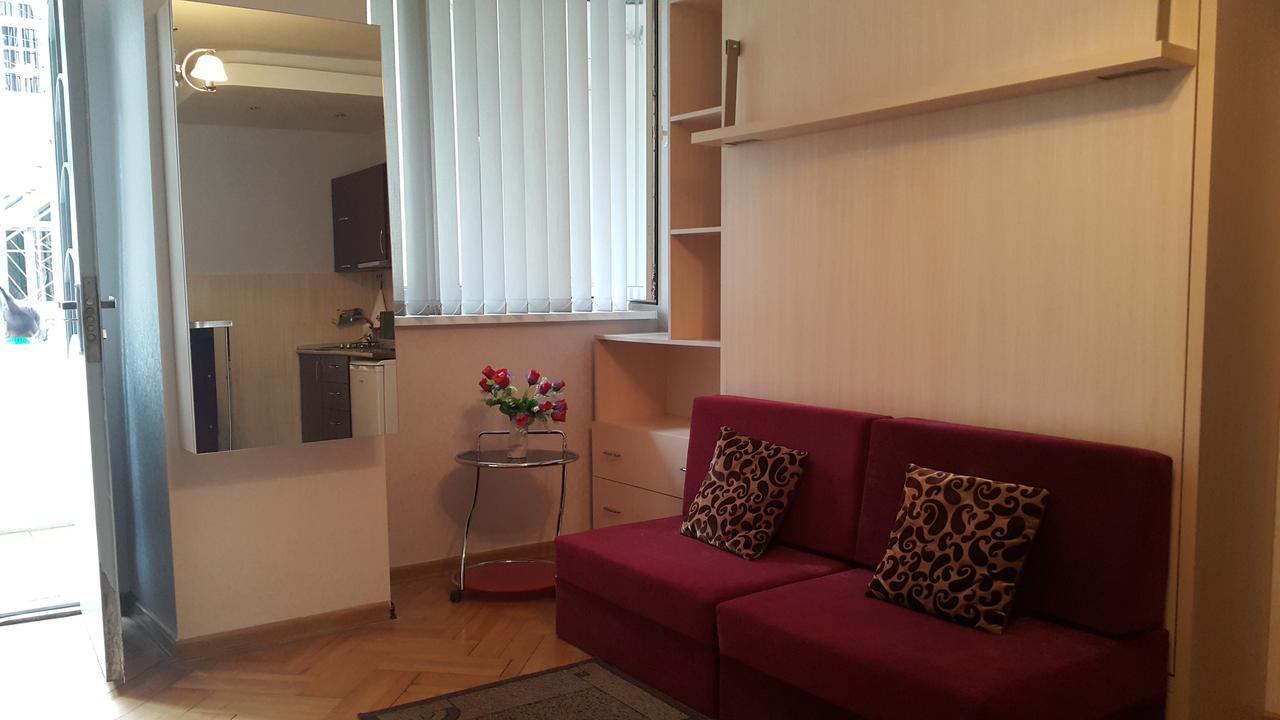 Apartment On Rustaveli Avenue Tbilisi Exterior photo